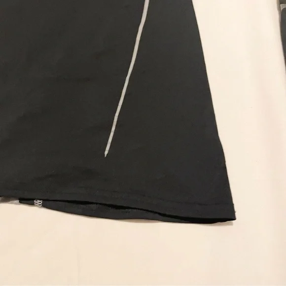 Under Armour Women's Black Long Sleeve Heatgear Top Size Small - Picture 8 of 16